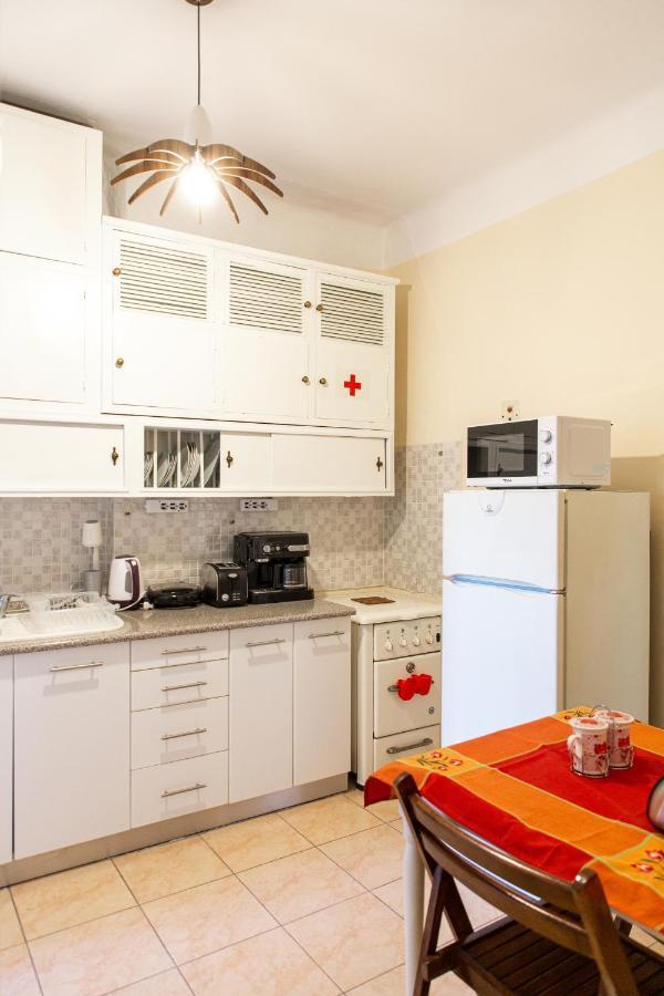 Agora Apt - Salonico Residences By Compass Bagian luar foto